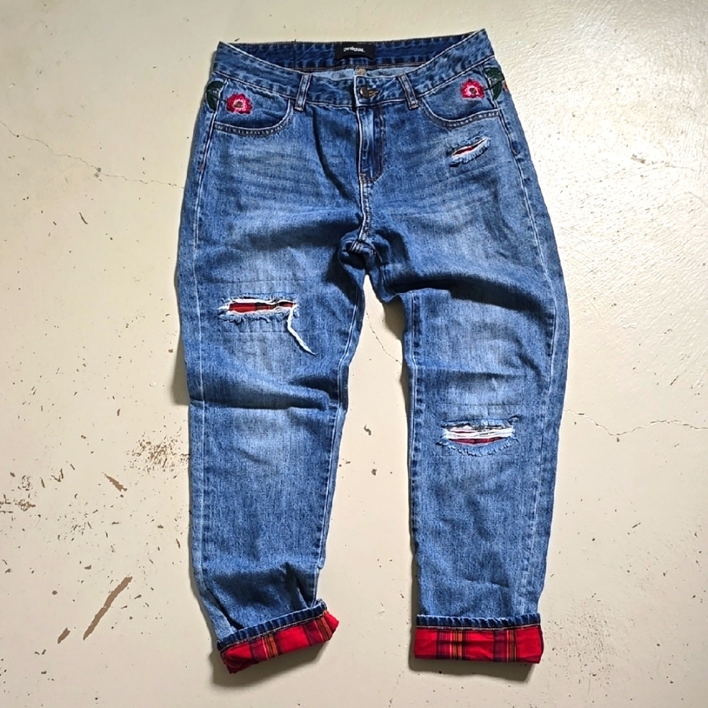Exotic Jeans By Desigual Embroidered Size 28